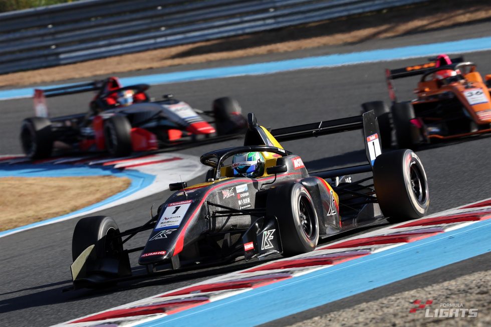 卜部和久（B-MAX RACING 324）