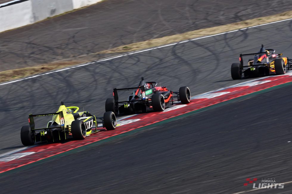 マスタークラスのトップ争い