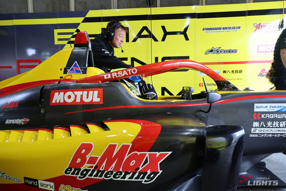 佐藤凜太郎（B-MAX ENGINEERING 324）