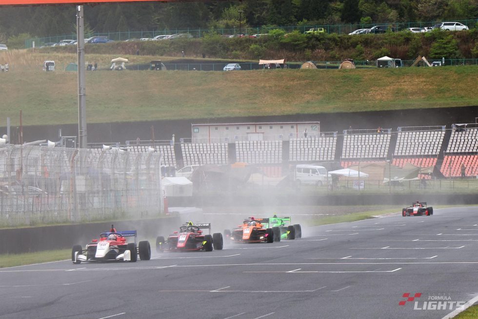 新原を先頭とした終盤の5番手争い